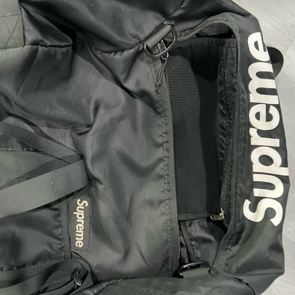 Supreme utility duffle bag - Picture 7 of 8